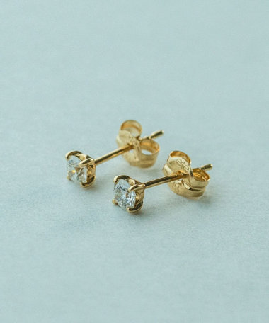 K18 ダイヤモンド 0.2ct ピアス「ブライト」（270690-670690） | ete