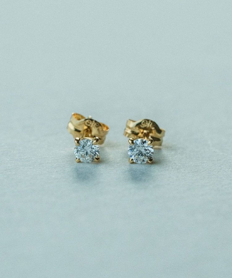 K18 ダイヤモンド 0.2ct ピアス「ブライト」（270690-670690） | ete ...