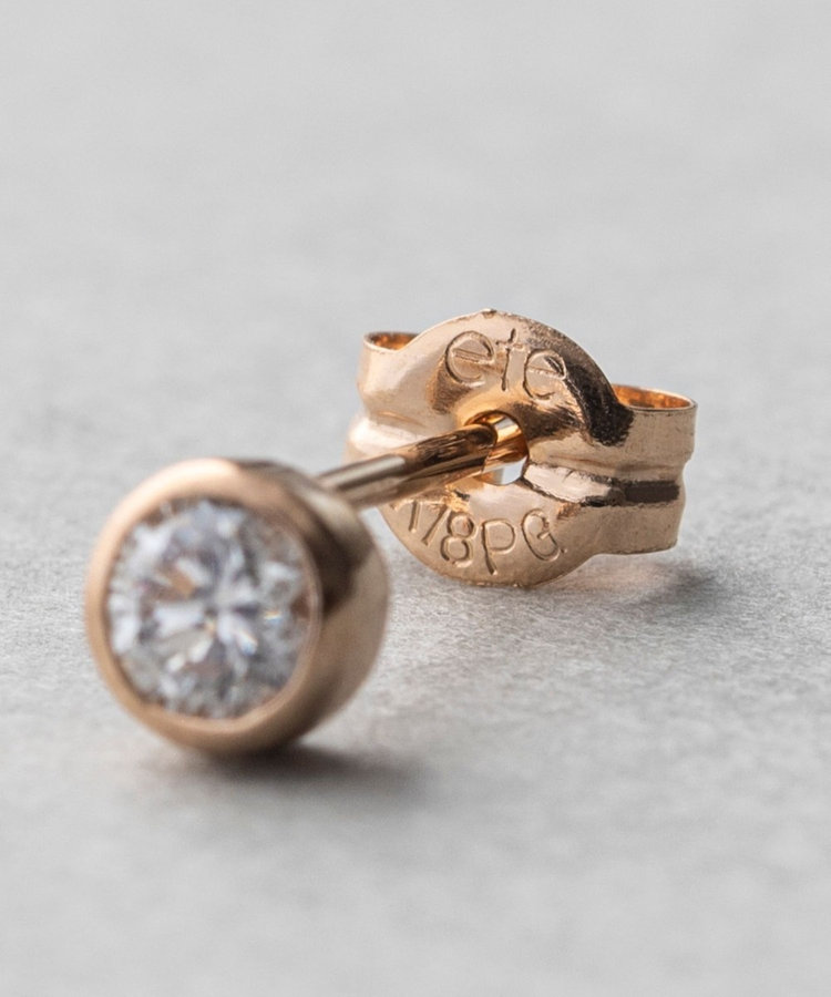 ブランドeteete  ピアス　ダイヤモンド　0.2ct