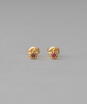 ete K18YG フルール ピアス（誕生石 7月） K18YG フルール ピアス（誕生石 5・7・9月）（270871-873-875