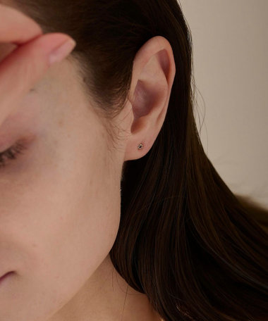 K18YG フルール ピアス（誕生石 1・2・3・6・8・10・11・12月）