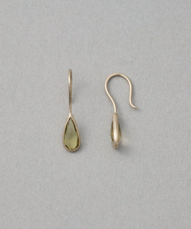 [デュー] K18RBG オリーブクォーツ ピアス