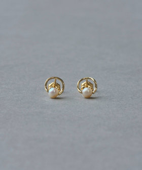 K10YG パール サークル ピアス（771493） ｜ women（ウィメンズ） ｜ ete / ete bijoux | エテ/エテビジュー  公式サイト