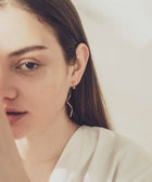 【ete】 イヤリング ツイストバーバックチェーン イヤリング ツイストバーバックチェーン | ete bijoux (Women