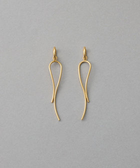 カーヴィーライン イヤリング