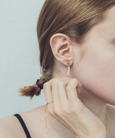 パール ストレートライン ピアス