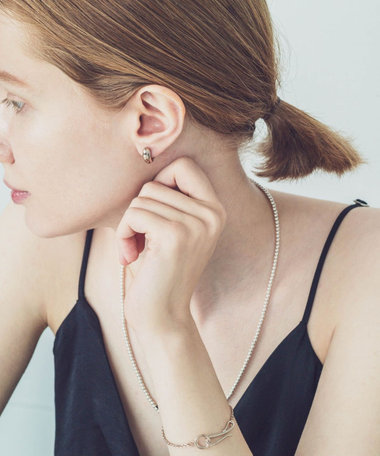 ロウ ハグピアス