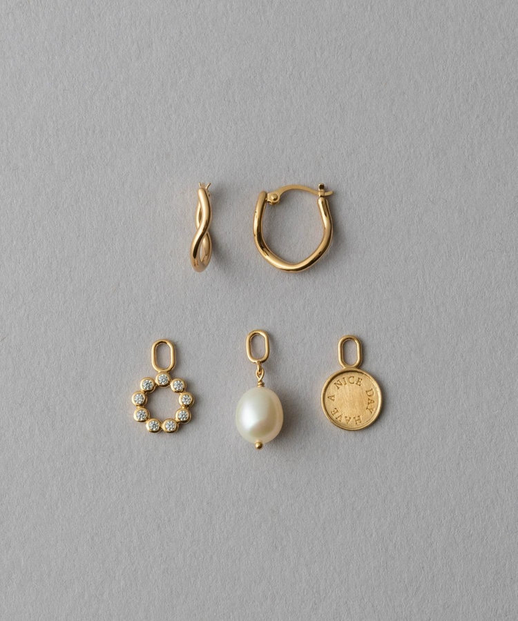 デイアップ] パール&ビジュー ピアス/チャーム セット（872262） ｜ women（ウィメンズ） ｜ ete／ete bijoux | エテ／エテビジュー  公式サイト