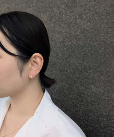 ドロップ キュービック ピアス