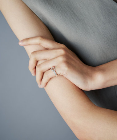 ピンキーリング ツイスト