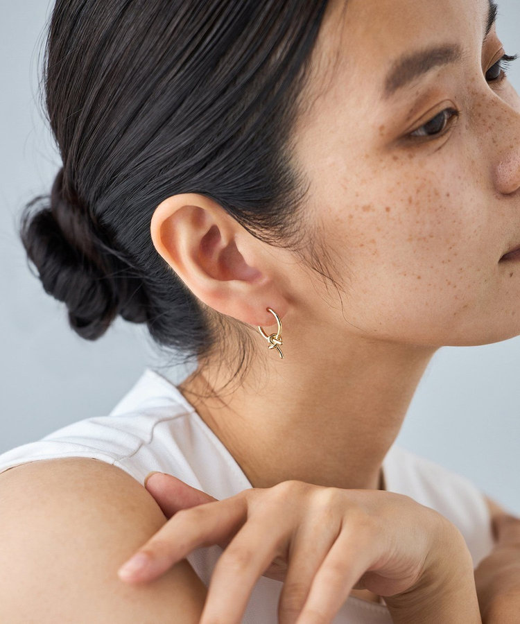 イヤリング ノット（046415-046416） ｜ women（ウィメンズ