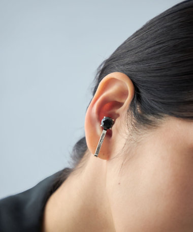 [インイヤーカフス] ジルコニア