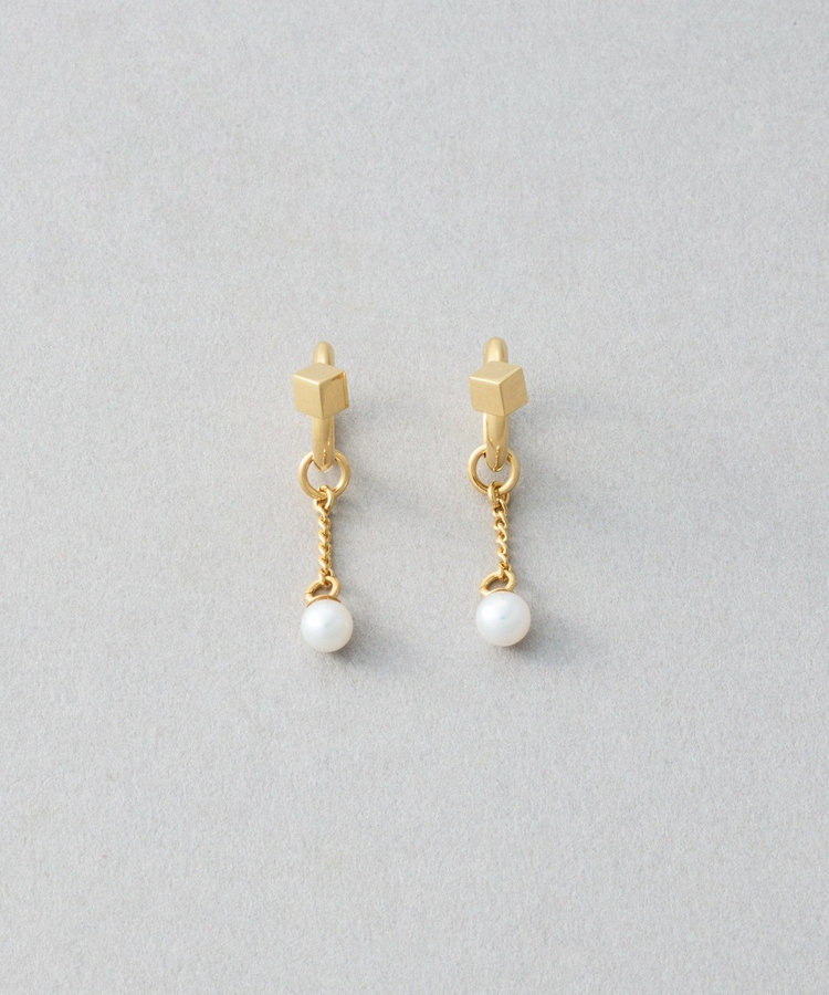 イヤリング チェーン パール（046689-046690） ｜ women（ウィメンズ