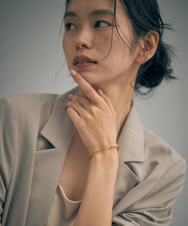 バングル ツイスト