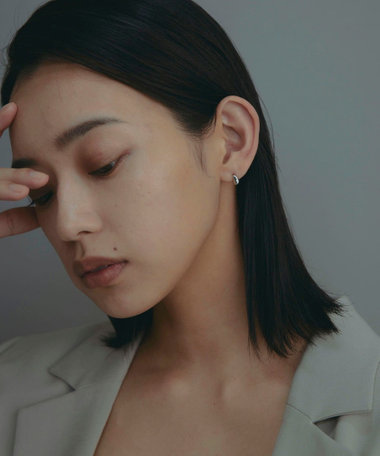 ドロップ ピアス