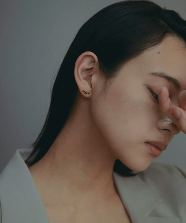 ジルコニア ピアス