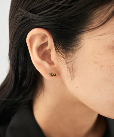 ジルコニア ピアス