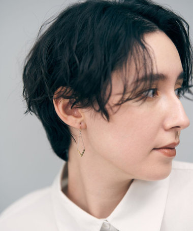 ピアス コンビカラー