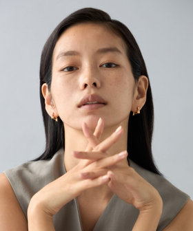 フープピアス リボン（075883-075884） ｜ women（ウィメンズ