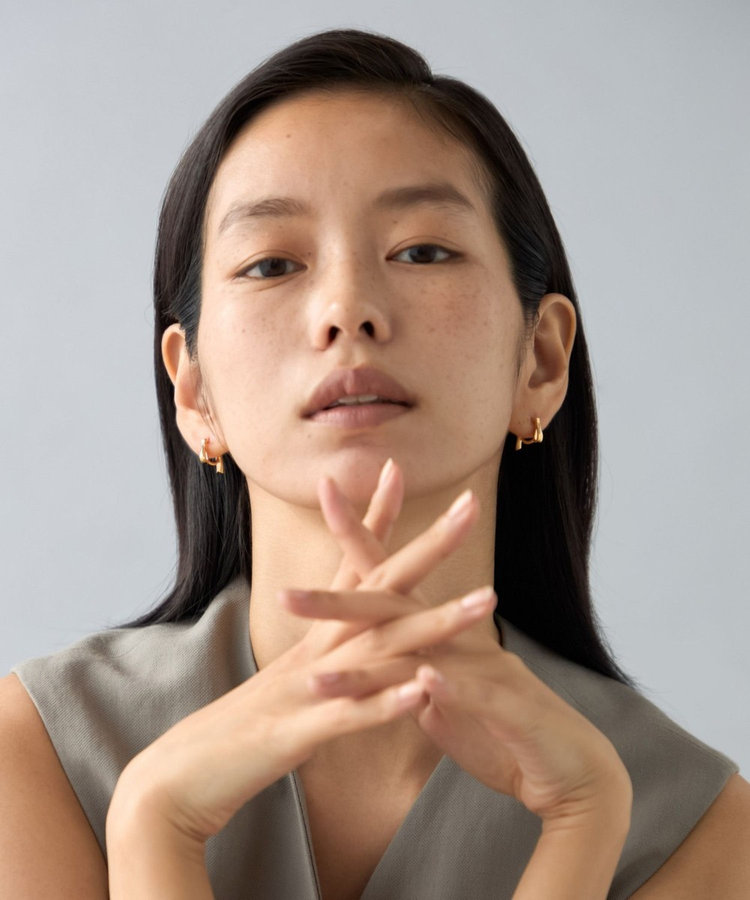 フープピアス リボン（075883-075884） ｜ women（ウィメンズ