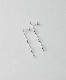 ピアス ウェーブライン（075940） ｜ women（ウィメンズ