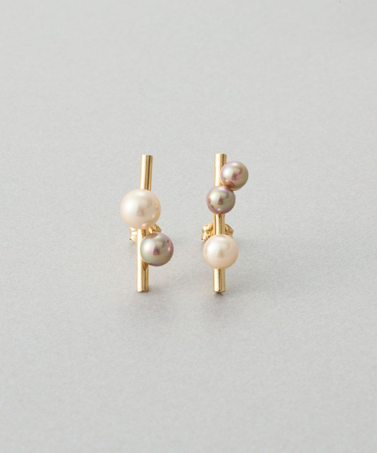 YVMIN >> パールマーメイドピアス ペア Swing Pearl Simple Pierce【Silver925 LINE】（Gold） | WIZBLE