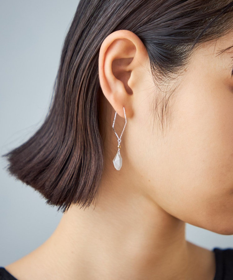 9月限定価格‼︎＊ete ＊ラブラドーライトチェーンピアスk18 ＊2way＊ 9月限定価格‼︎＊ete ＊ラブラドーライトチェーンピアスk18 ＊2way