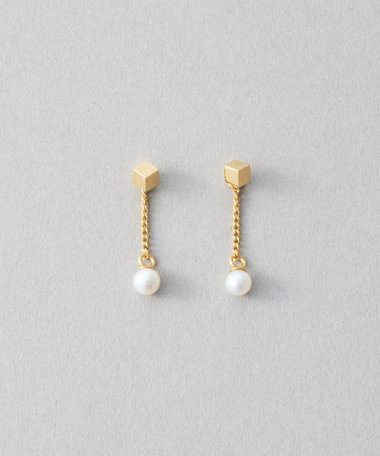 ピアス チェーン パール（076032-076033） ｜ women（ウィメンズ