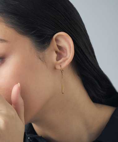 ピアス ドロップ