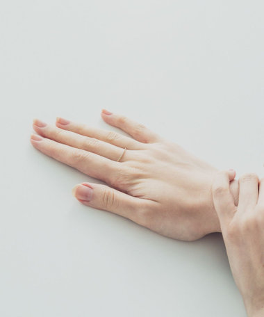 K18YG スキニー ダイヤモンド リング