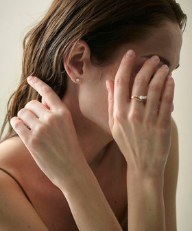 エテ K18YG シンプル ピアス K18YG スケール パール/ダイヤモンド ピアス（207014） ｜ women