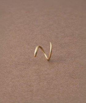 [ヌーヴ] K18YG オービットピアス /S