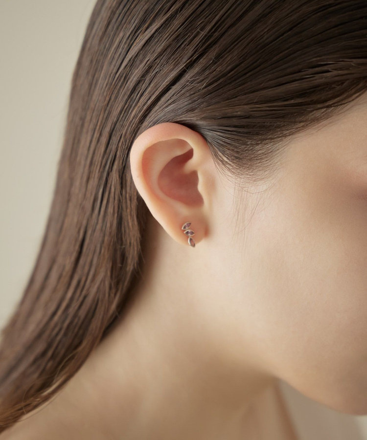 ピアス ma.na885 ピアス ma.na885 ピアス ma.na885 SJX ー FUNKY STUD PIERCED EARRING