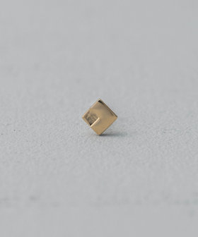 Minimum Square Pierce/Single（547038-039-040）|and cloud